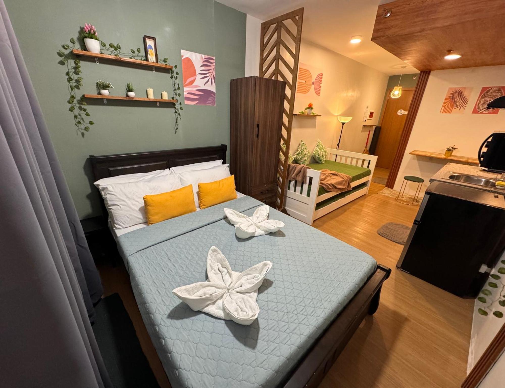 Cozyvilla At Pine Suites Tagaytay 2Br Or Studio With Free Parking Studio Offsite 2Br And Deluxe Studio Basement Tagaytay City Zewnętrze zdjęcie